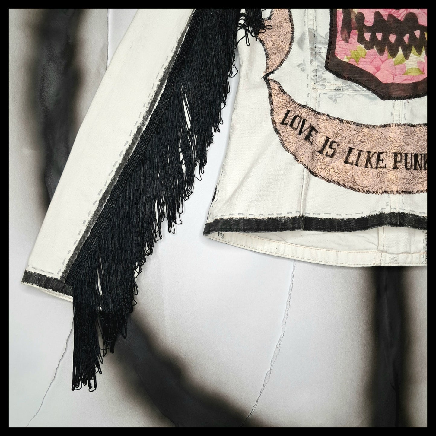 'LOVE IS LIKE PUNK' FARMERKABÁT