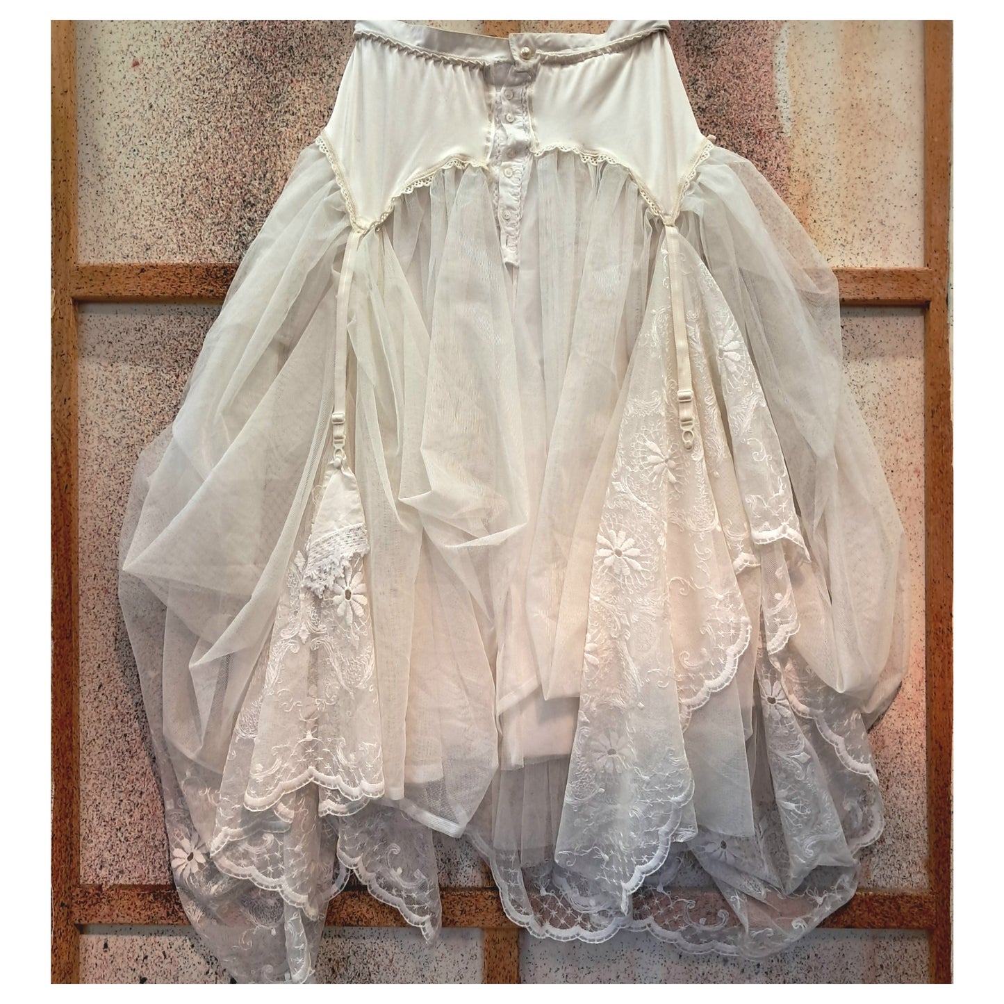 VINTAGE LACE ANGEL SKIRT