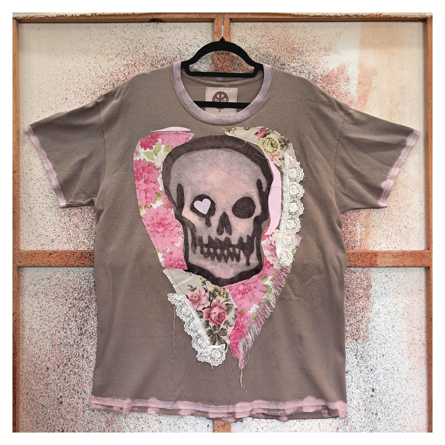 'love is like punk' PACHWORK T-SHIRT
