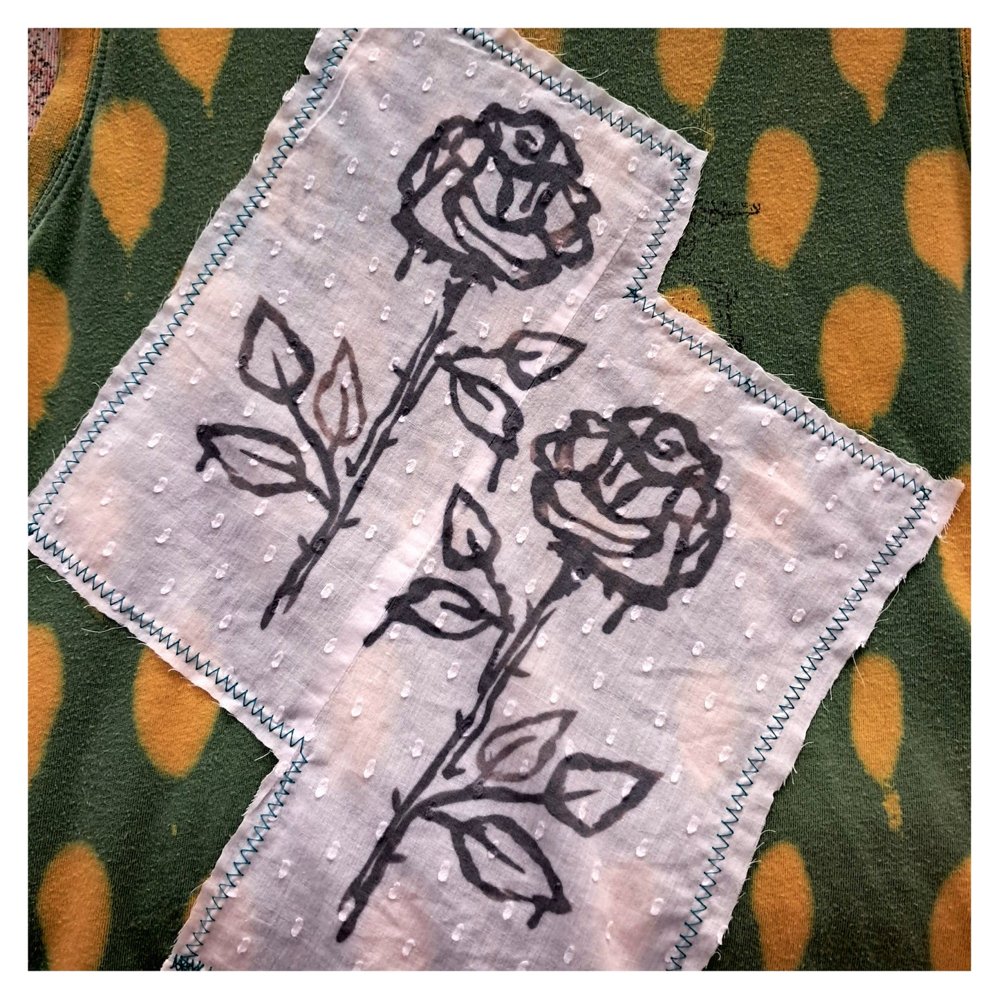 'NO ROSE WITHOUT A THORN' UNDERSHIRT