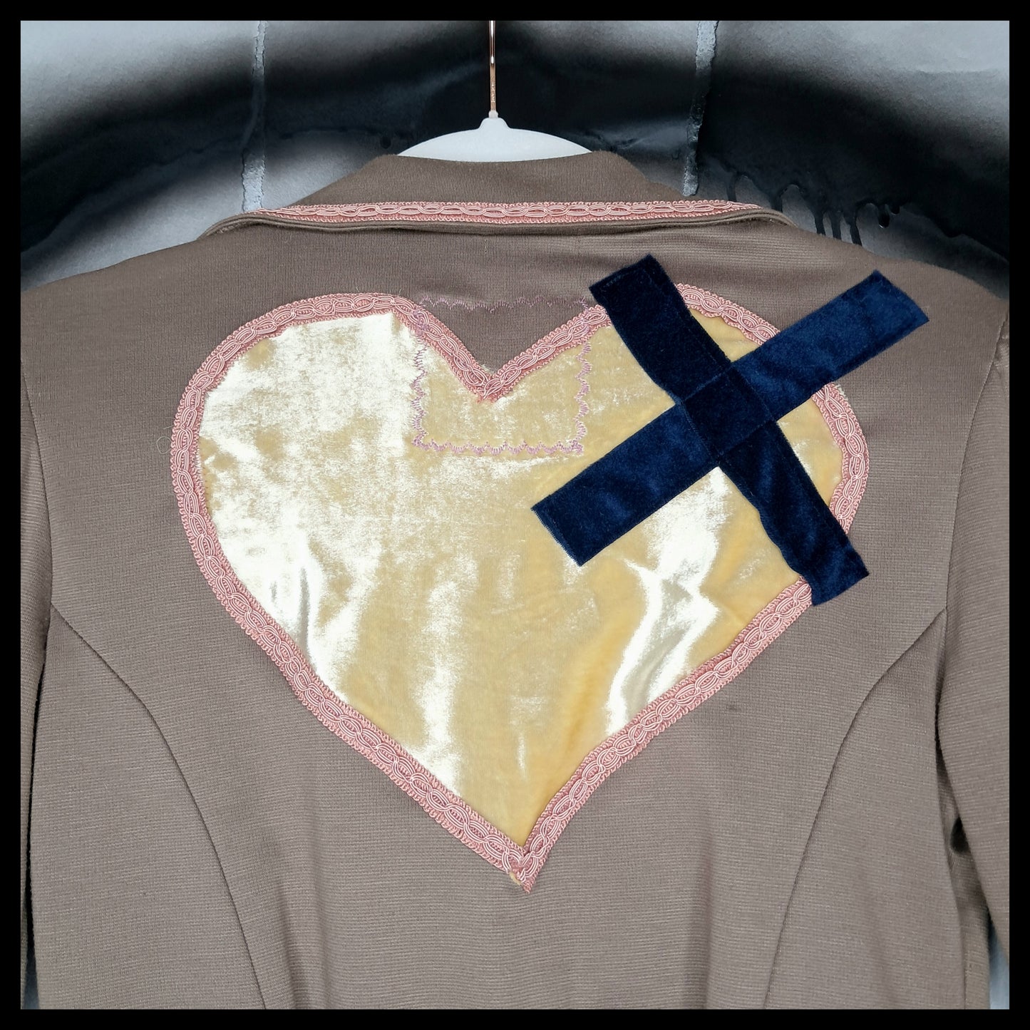 LOVE X BLÉZER
