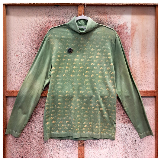 mi ez? turtleneck sweater