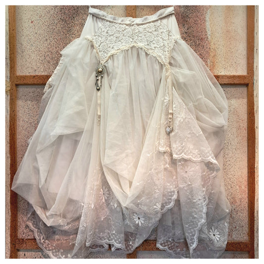 VINTAGE LACE ANGEL SKIRT