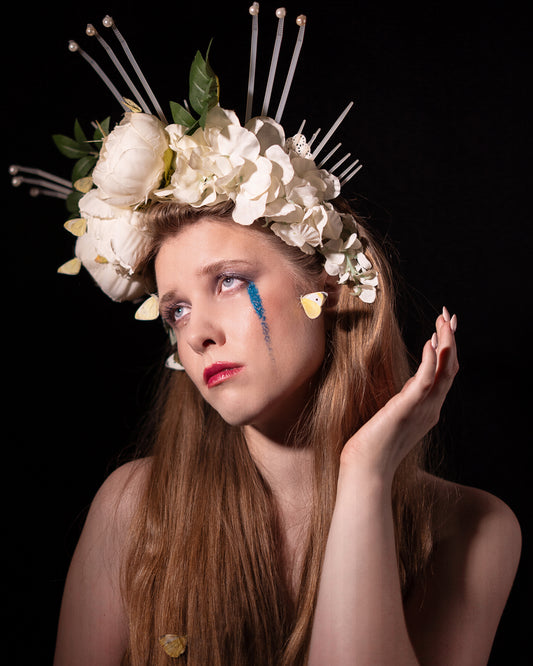 WHITE ROSE TIARA