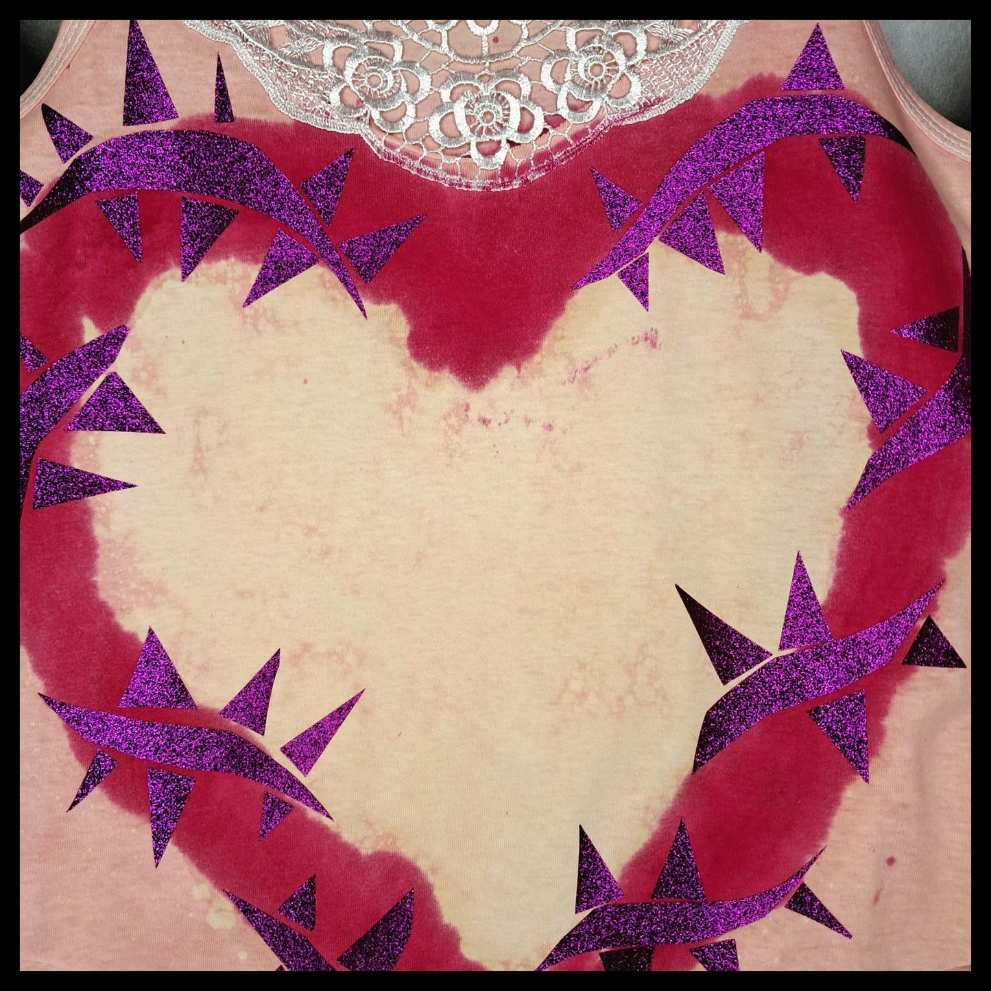 REBEL-HEART CROPTOP
