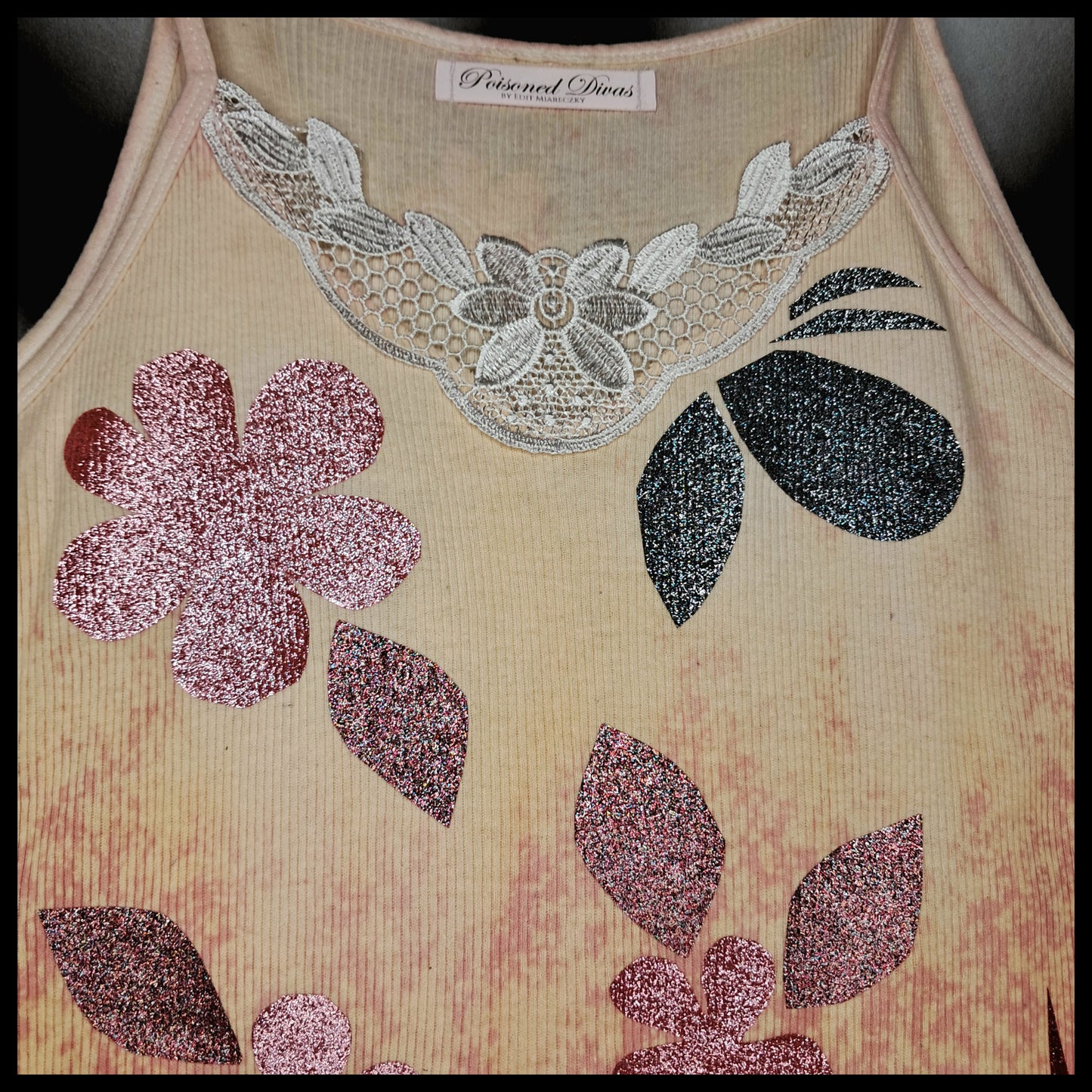 FLOWER POWER UNDERSHIRT