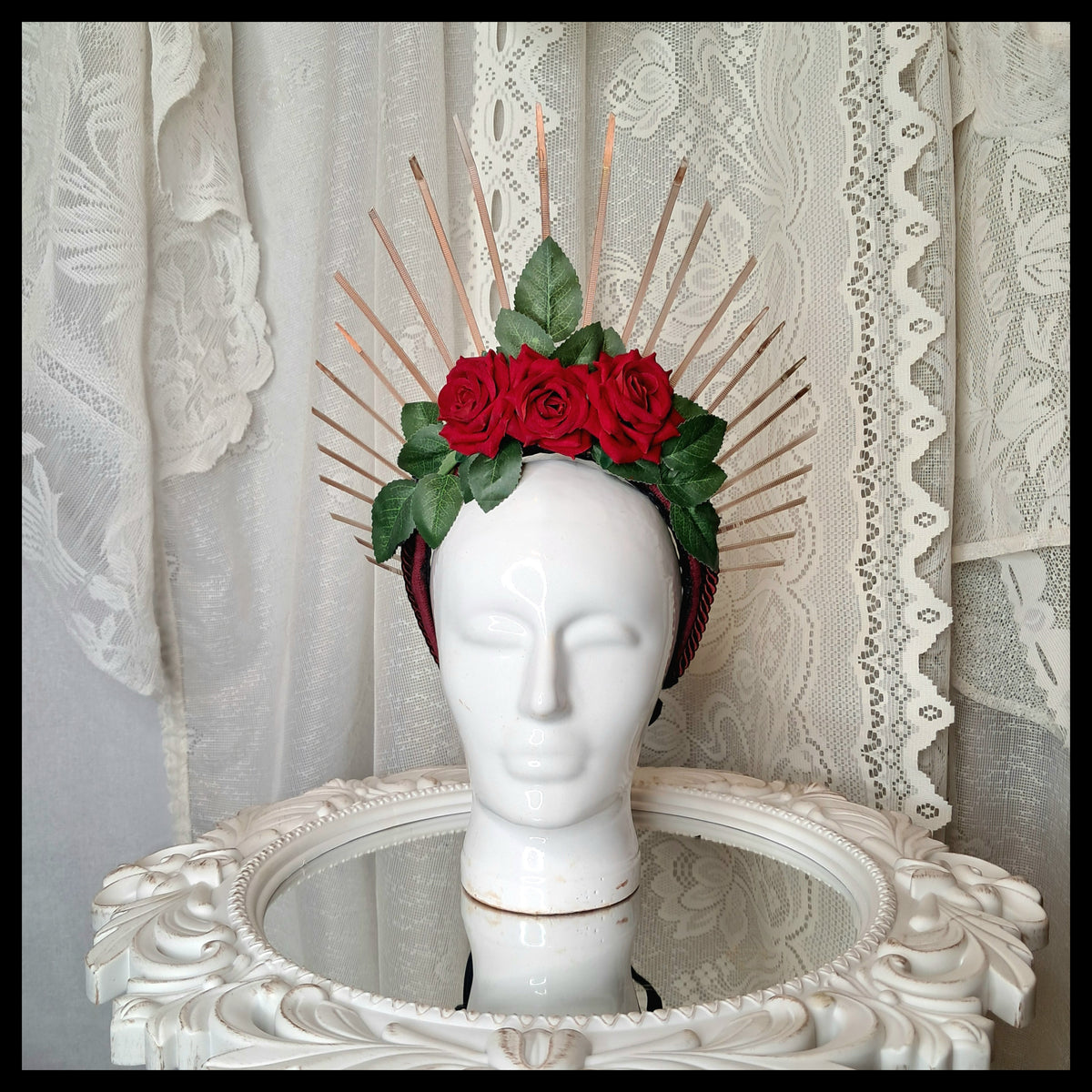 RED ROSES TIARA