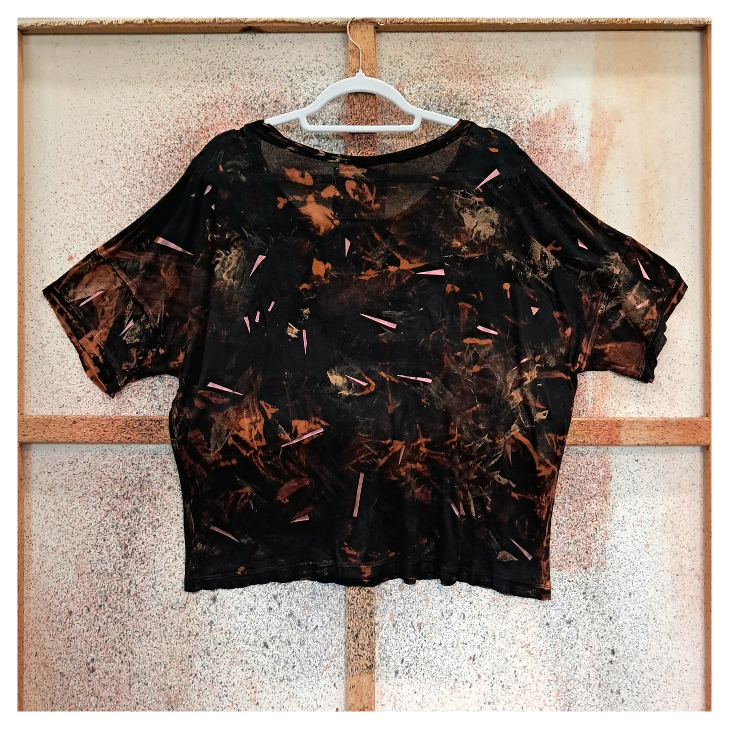 GLAM & TYE-DIE T-SHIRT