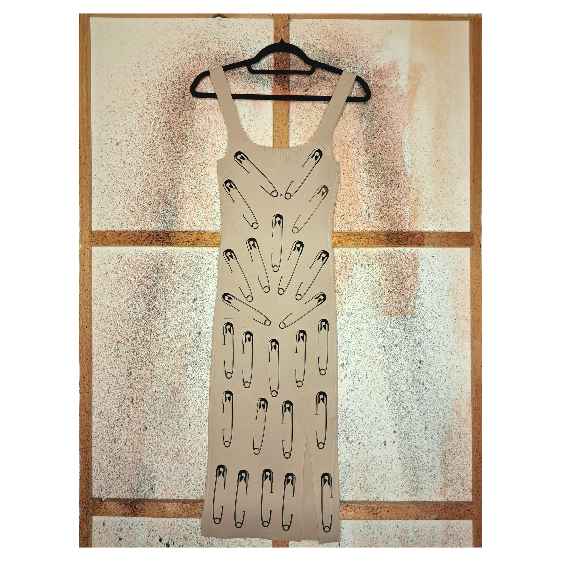 recycling upcacling beige sexy punk women partydress with safety pins pattern