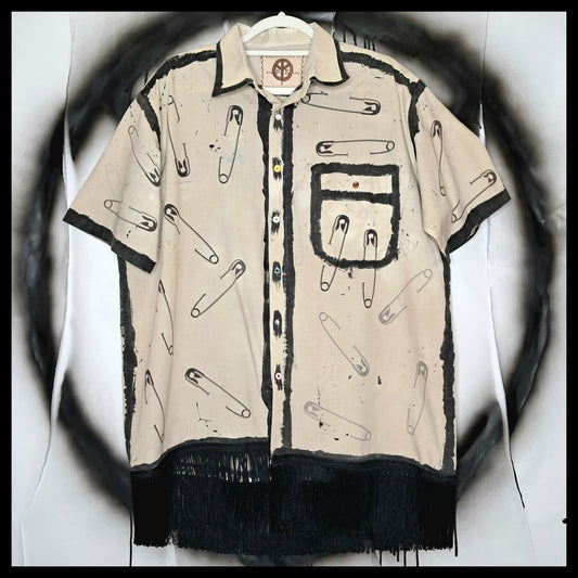 SAFETYPIN SHIRT