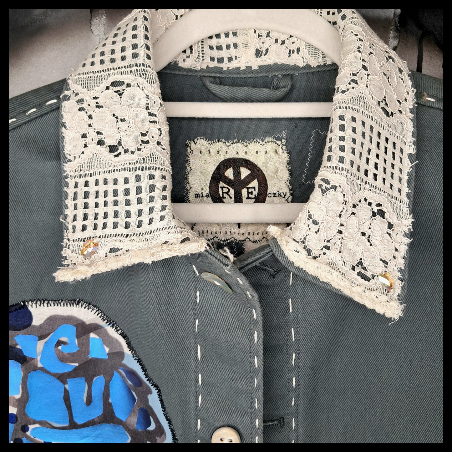 REBEL PEACE ROSE COAT