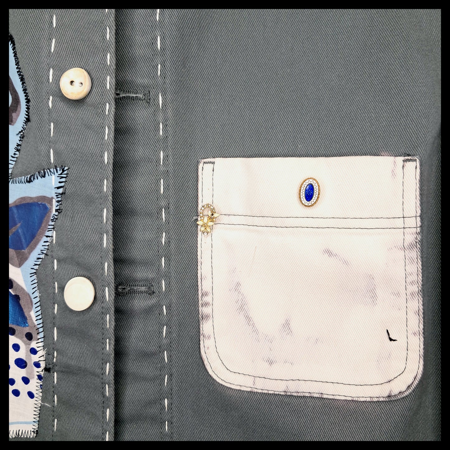 REBEL PEACE ROSE COAT