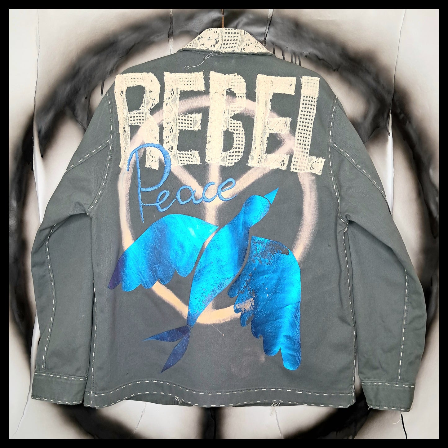 REBEL PEACE ROSE COAT