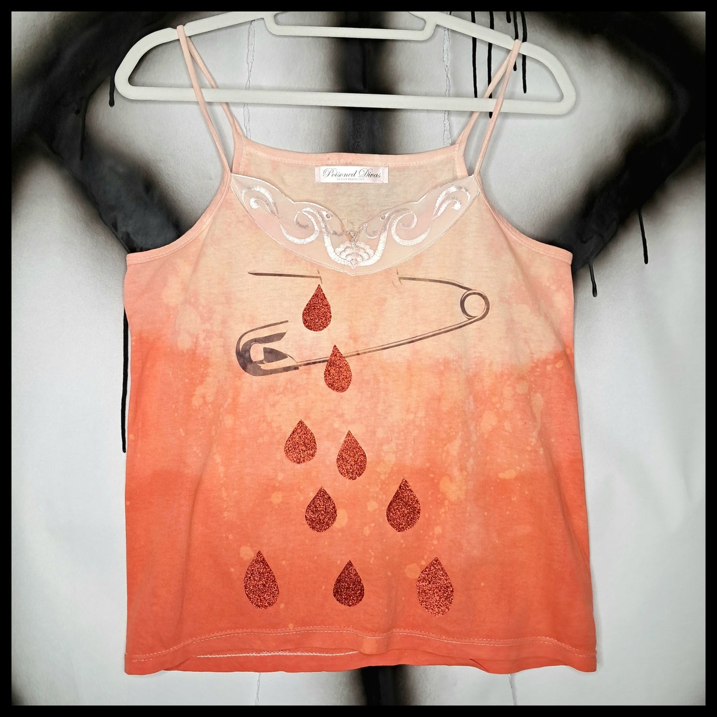 SAFETYPIN UNDERSHIRT