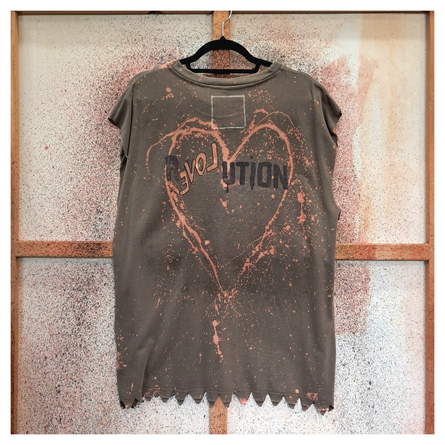 'reLOVEution' UNDERSHIRT